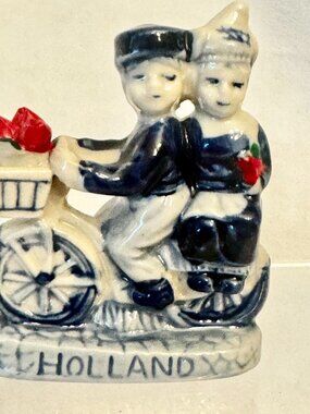 Vtg Delfty Blue White Glaze Ceramic Figurine Couple on Bicycle Tulip in Basket